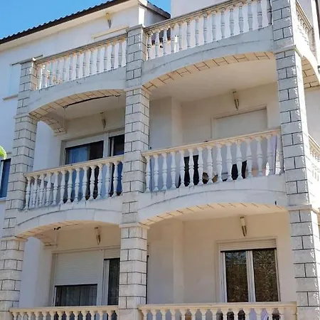 With A Parking Space Okrug Gornji, Ciovo - 17032 Apartment