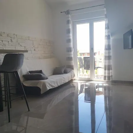 Apartment With A Parking Space Okrug Gornji, Ciovo - 17032