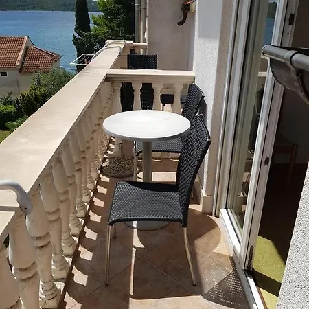 With A Parking Space Okrug Gornji, Ciovo - 17032 Apartment Trogir