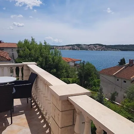 Apartment With A Parking Space Okrug Gornji, Ciovo - 17032 Trogir